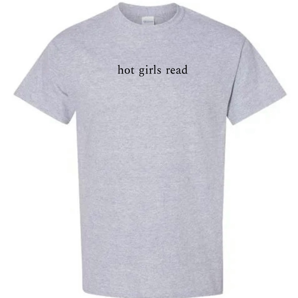 Gray Graphic T-Shirt with 'Hot Girls Read' Text